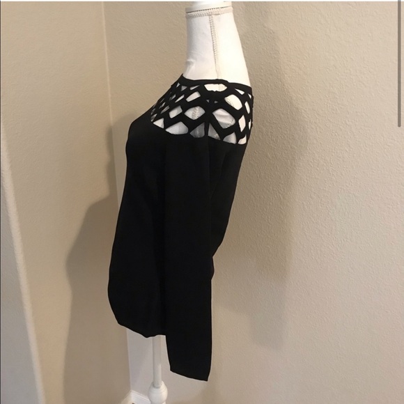 Justin Laurent Black Long Sleeve Blouse With Holes Neck size Medium - Picture 2 of 5